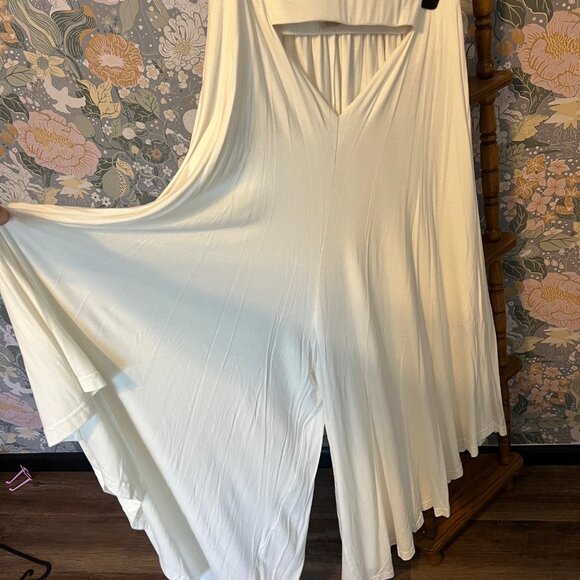 Free People! Annika One Piece - Picture 6 of 13